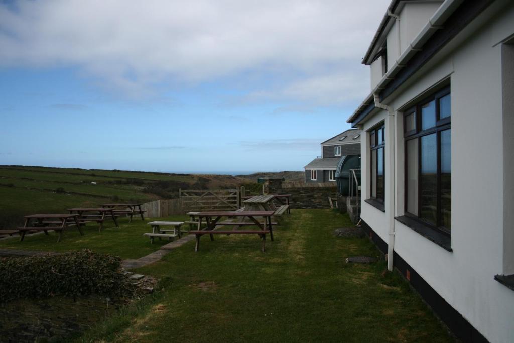 The Wootons Inn Tintagel Extérieur photo