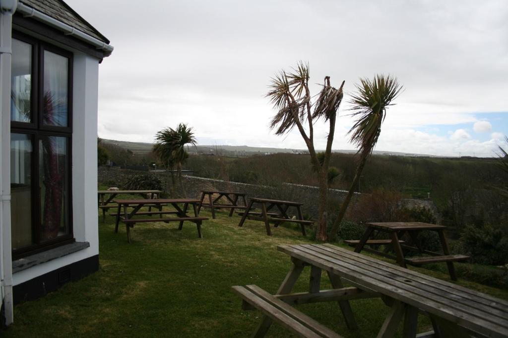 The Wootons Inn Tintagel Extérieur photo